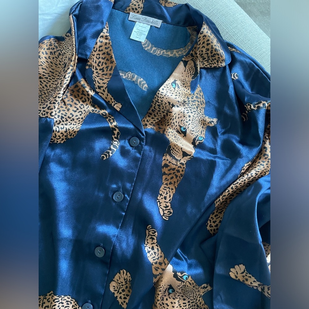 New! Linea Donatella Luxe Satin Pajama Set 🐆 - Picture 5 of 12